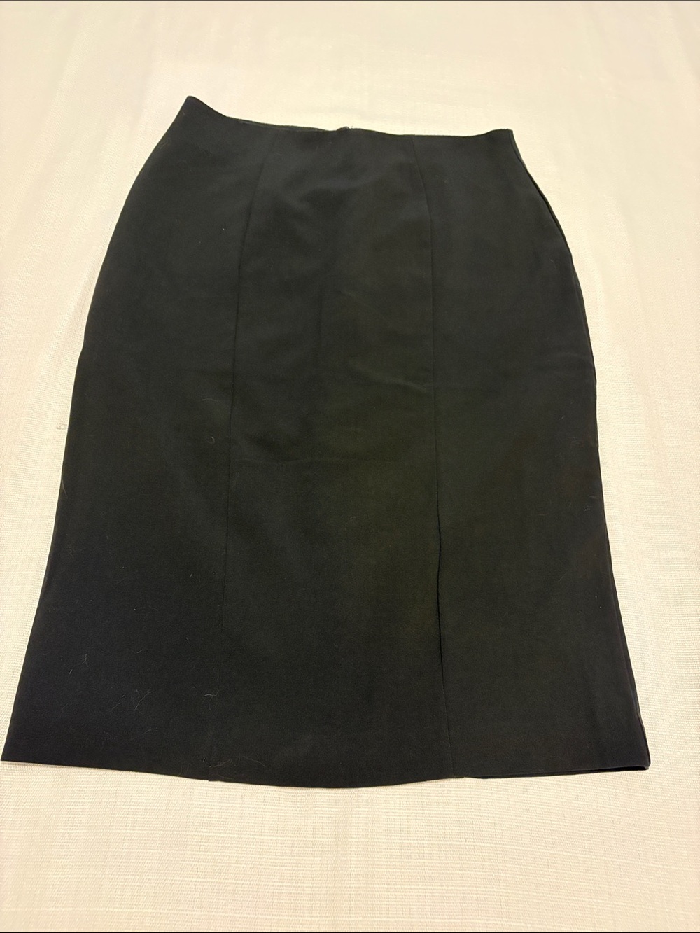 New York & Company Classic Black Pencil Skirt